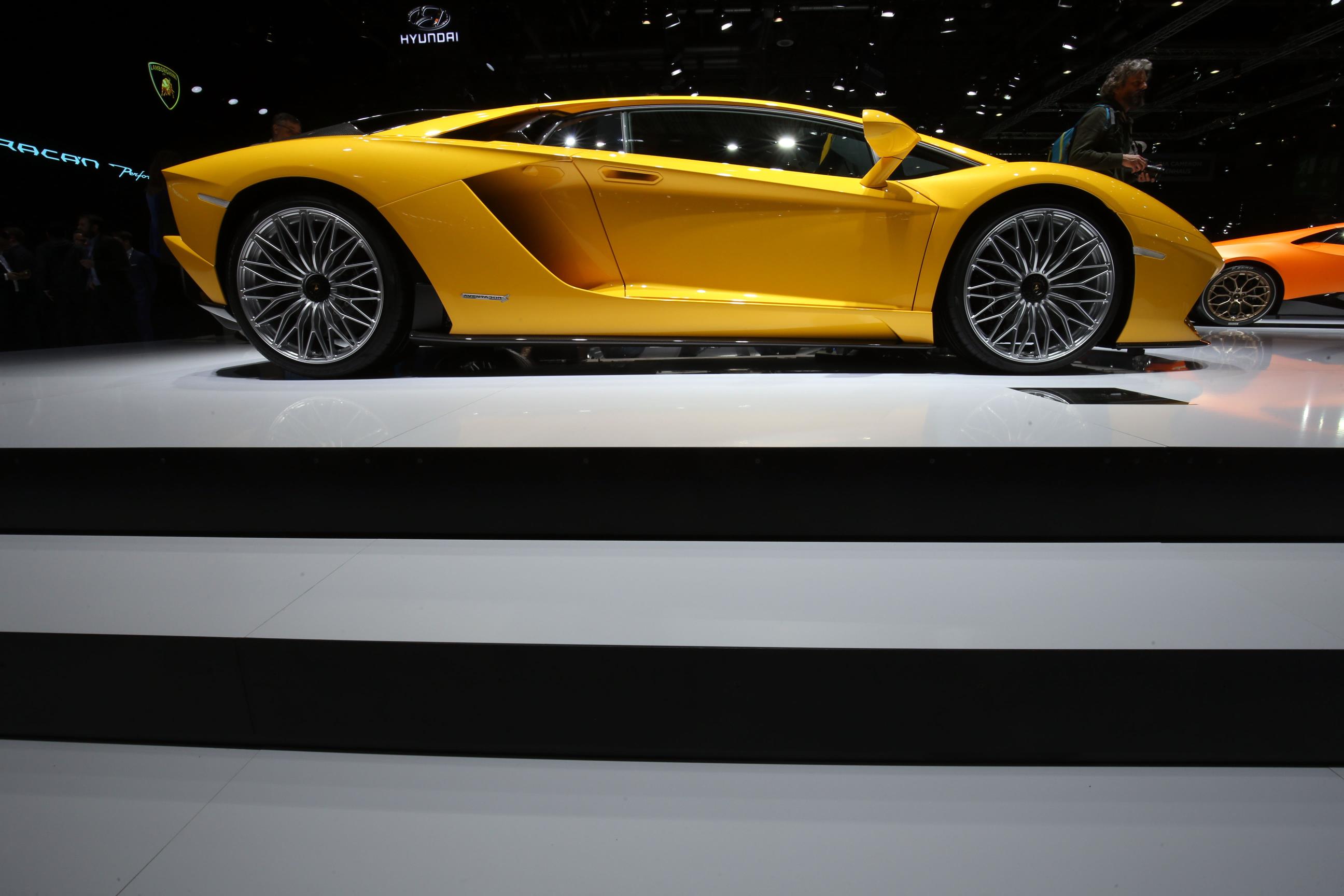 Lamborghini Aventador